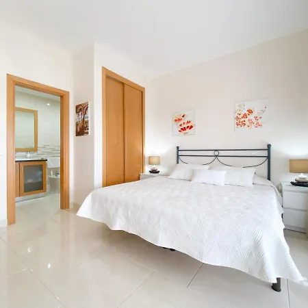 Spacious Modern With Swimming Pool #1905 Apartmán Lagos