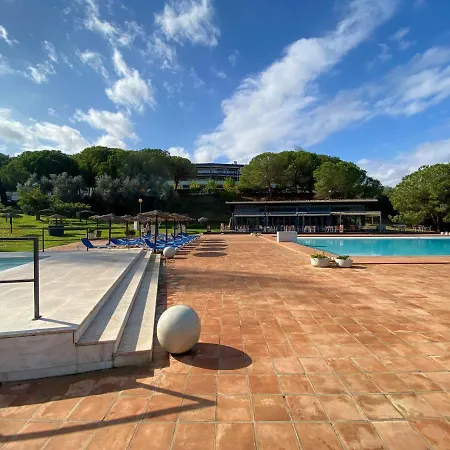 Spacious Modern With Swimming Pool #1905 *