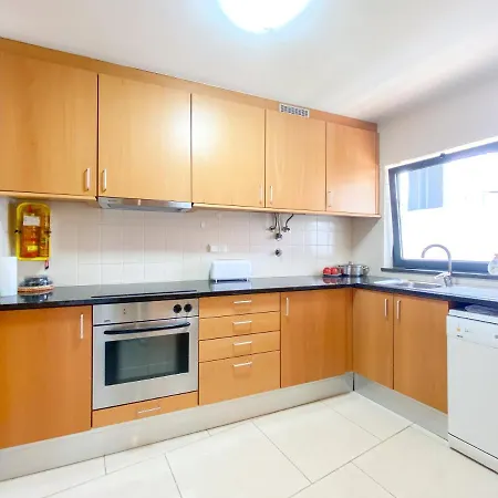 Apartamento Casa Maria Pia - Espaçoso Com Piscina E Campo De Ténis *